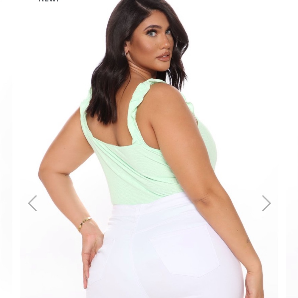 Fashion Nova body suit curve